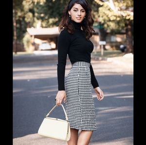 Vintage houndstooth pencil skirt!